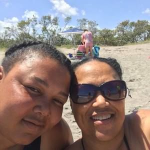 Meet your Posher, Melvinia